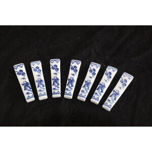 Vintage Set Of 7 Porcelain Chopstick Holders Hashi-oki White & Blue